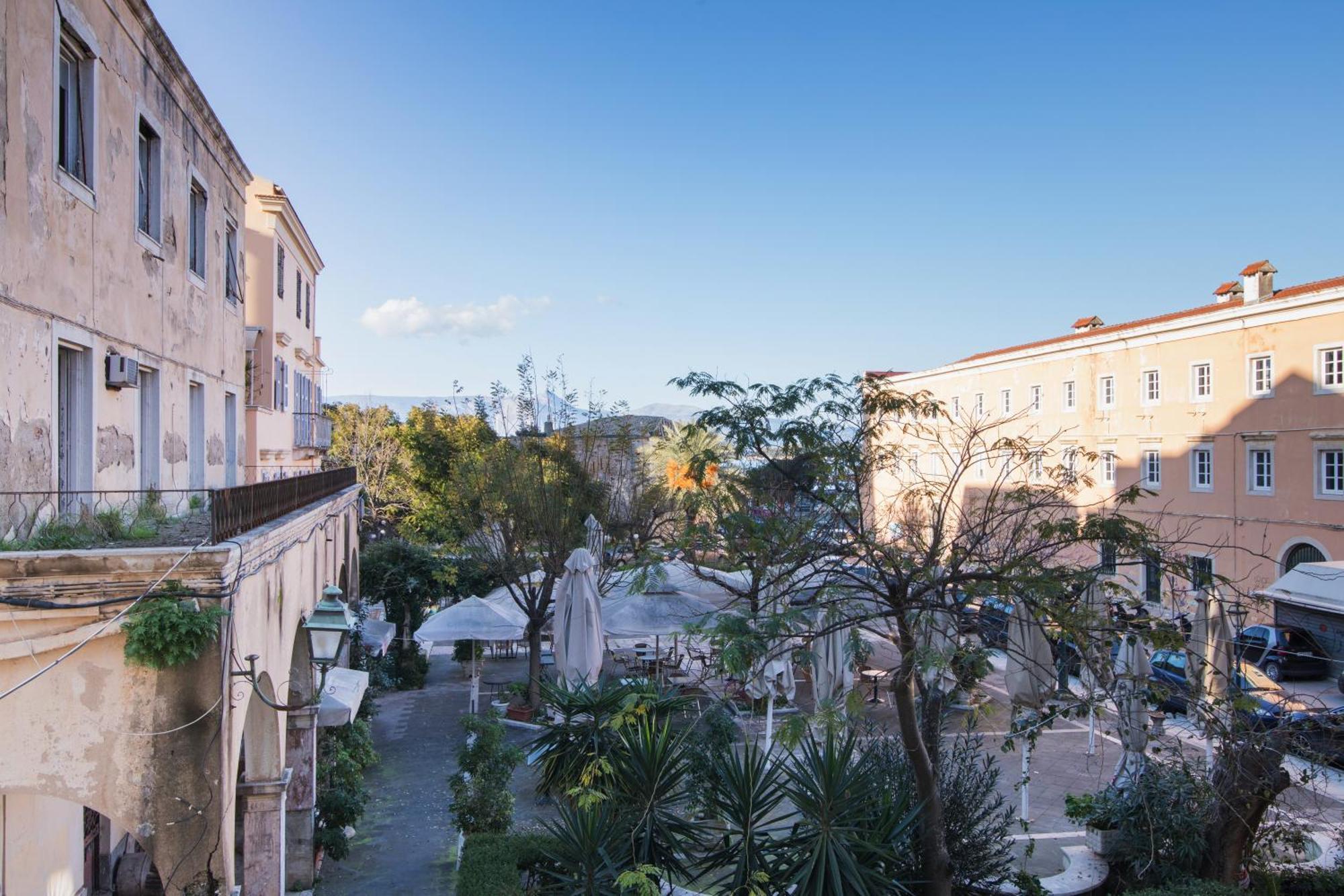 Corfu White